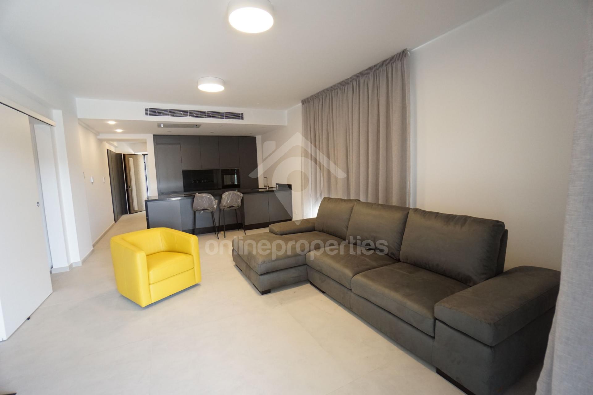 Amazing brand new 3-bedroom flat, all en suite, furnished
