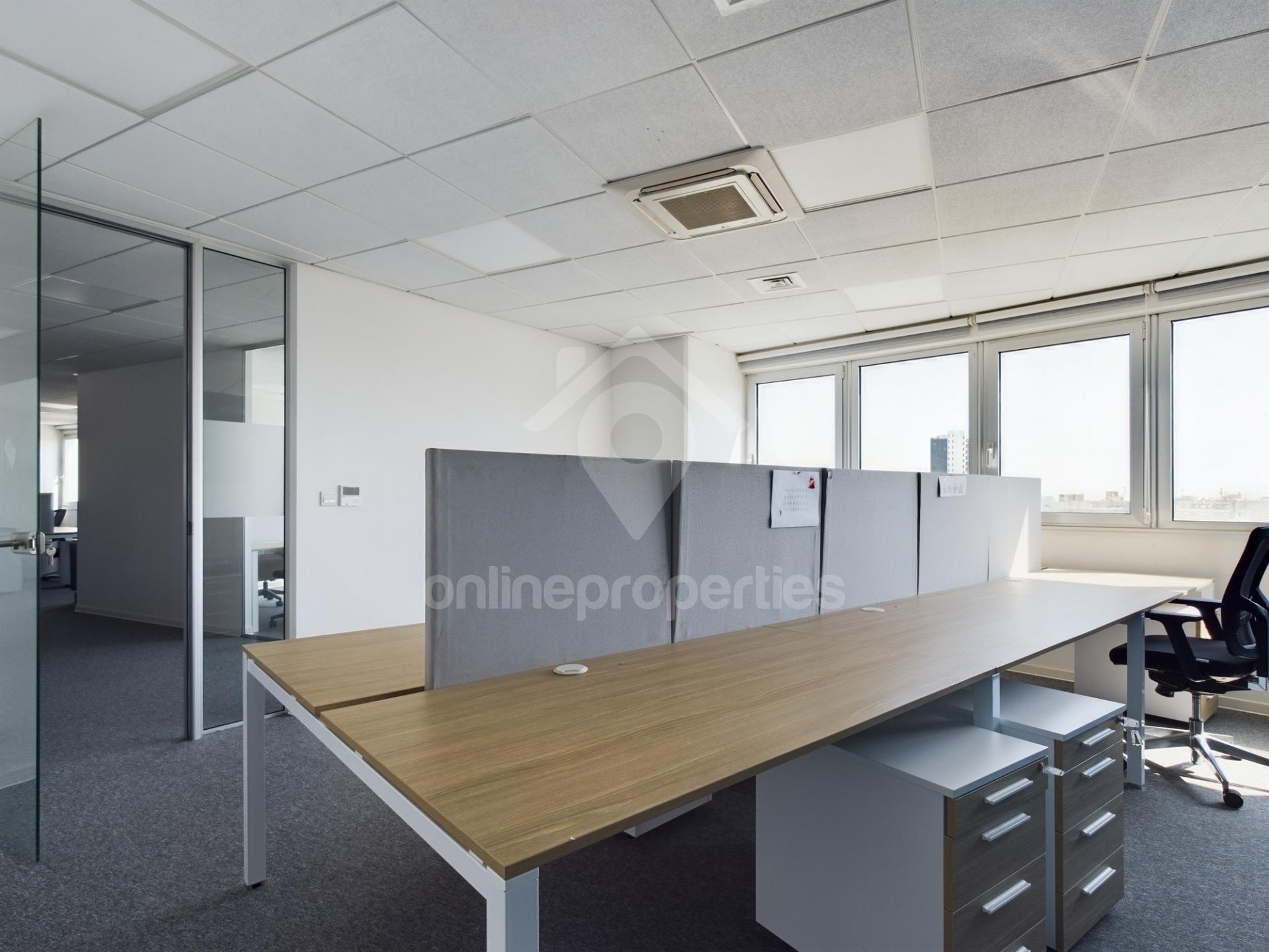 Stunning whole floor office space in central location 