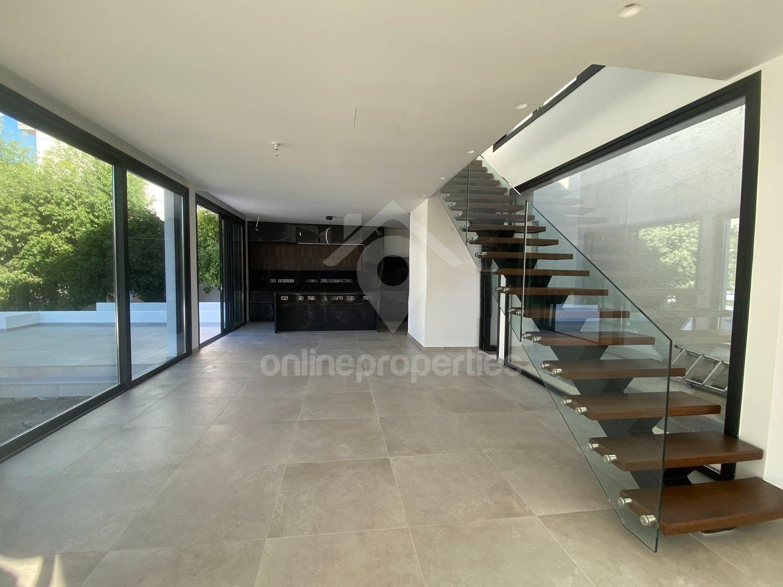3-bedroom detached house