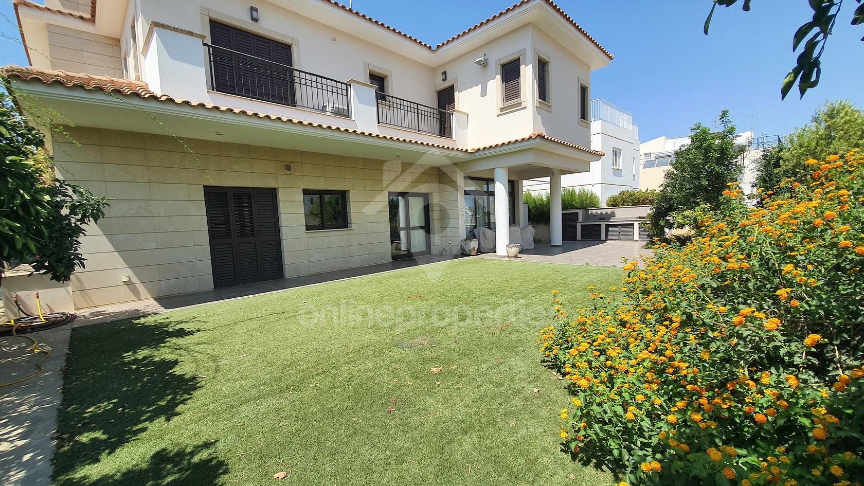 5bed+guest fully furnished detached house 