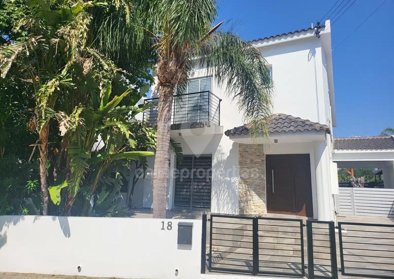 4-bedroom villa to rent