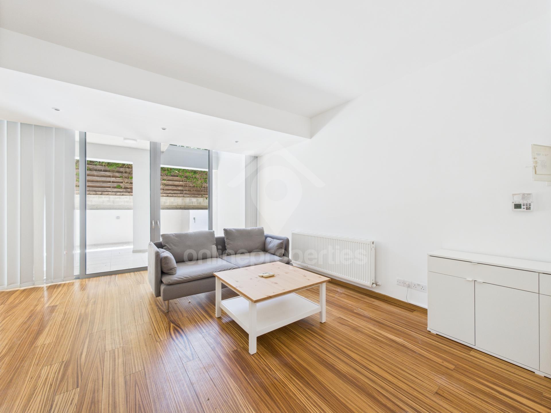 Beautiful well maintained huge outdoor space