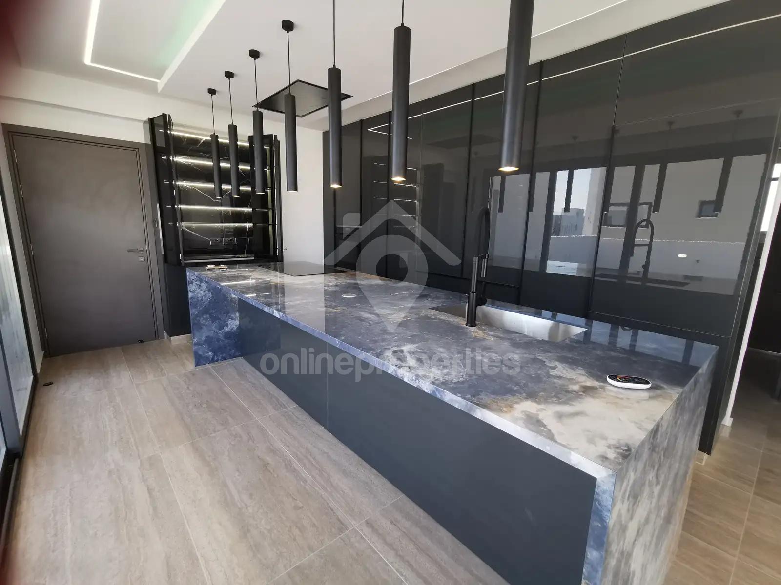 2-bedroom penthouse near Metro Supermarket