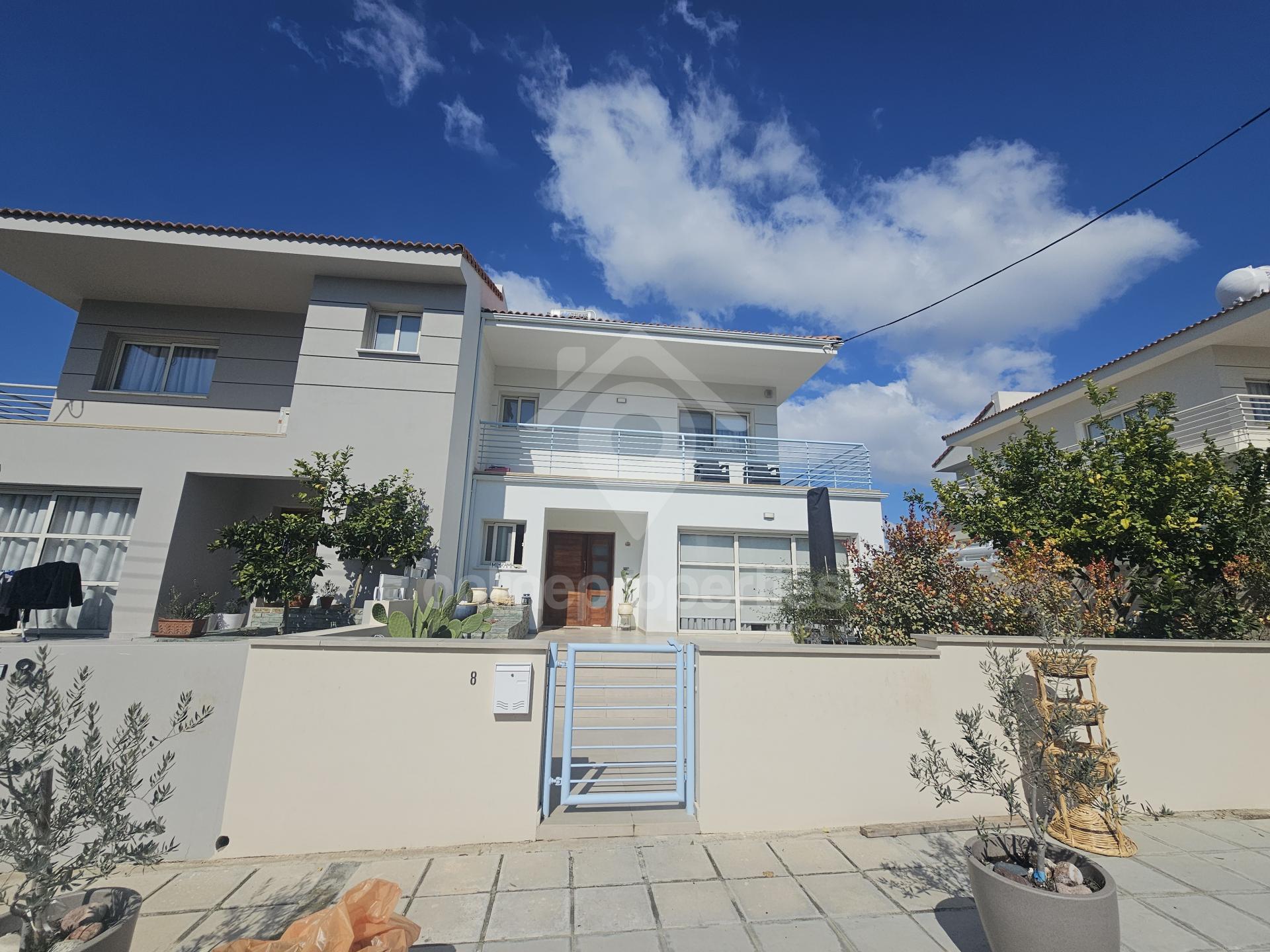Semi detached house in Strovolos GSP area