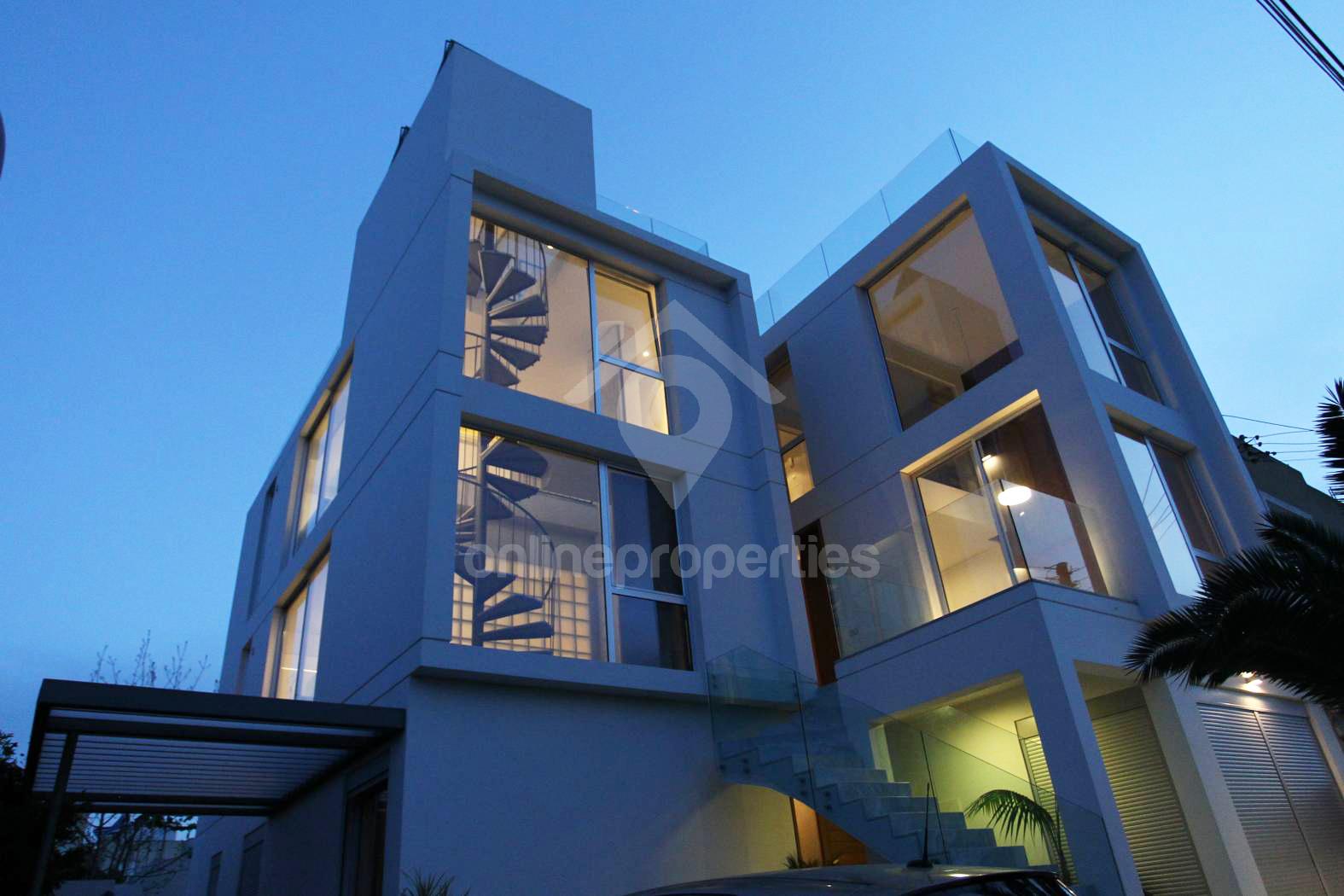 Contemporary/Luxurious 2bed furnished Apartment
