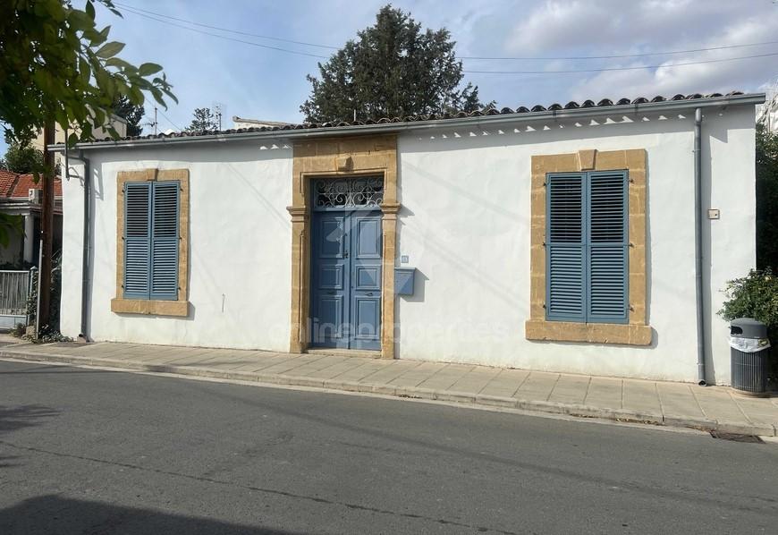 4-bedroom detached house near the city center