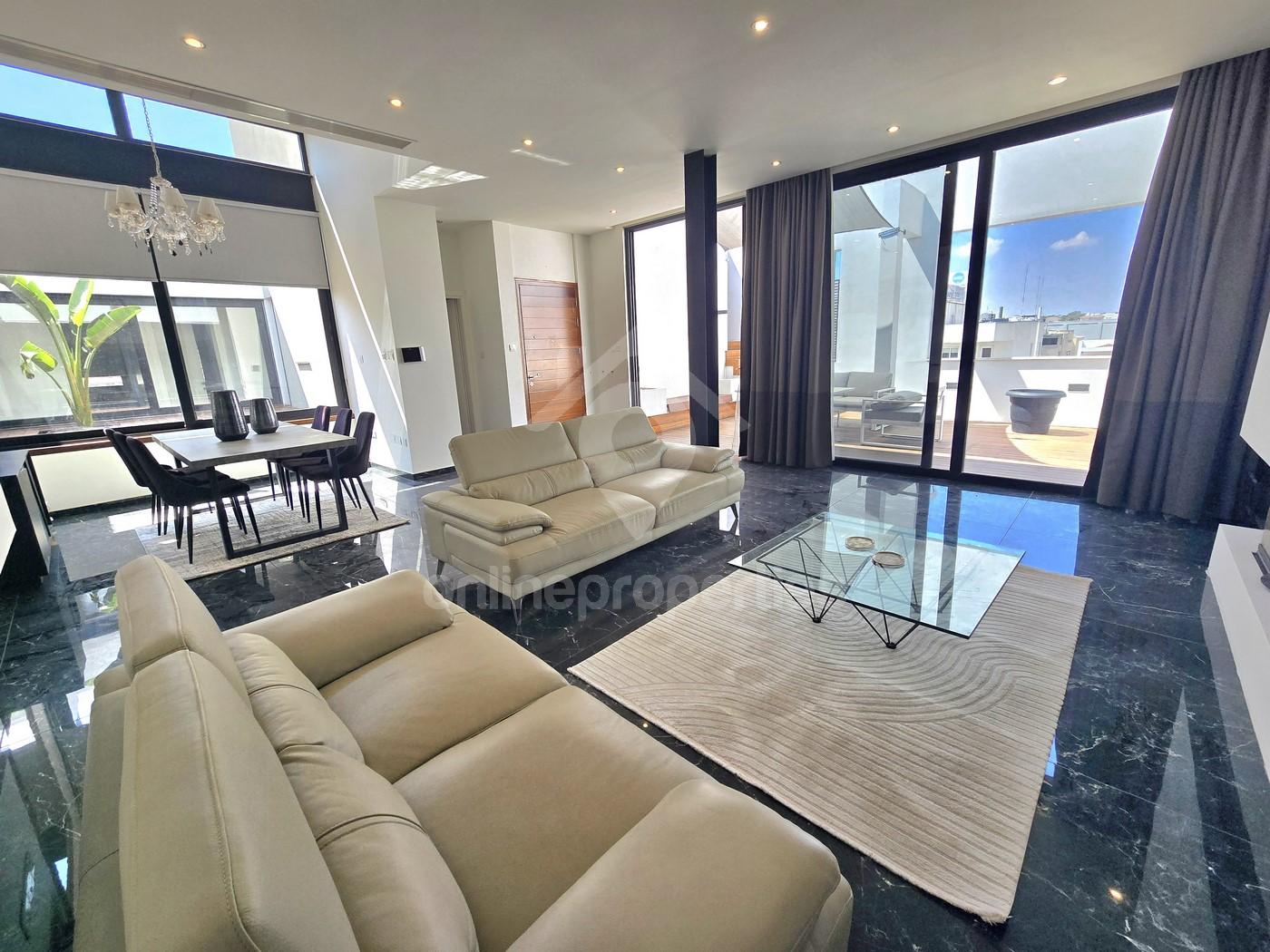 4 bedroom penthouse apartment at Mont Parnas