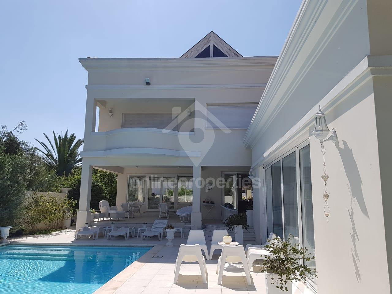 Unique 5 bedroom villa with swimming pool near the US Embassy 