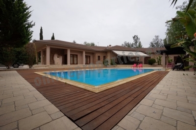 An impressive Detached 4bedrooms+ House at Latsia