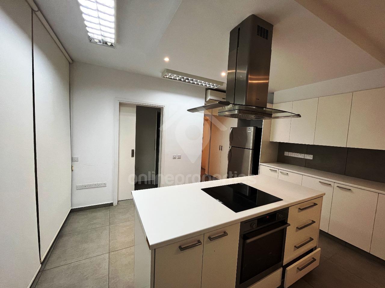  2-bedroom apartment near linear park