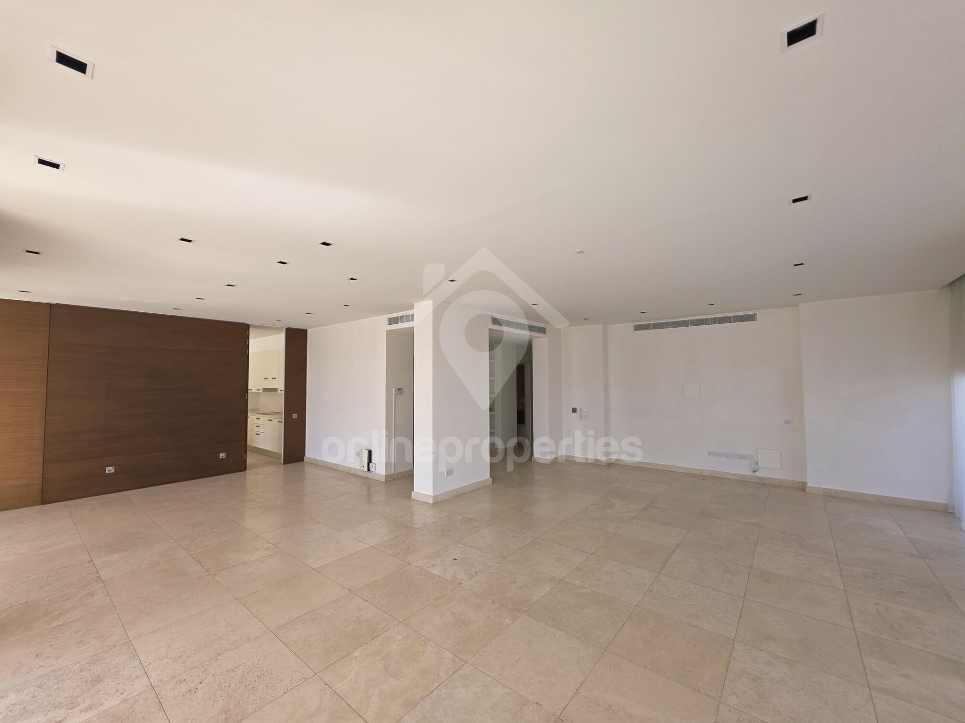 An Exclusive Sanctuary: A Magnificent 4-Bedroom Residence in Prestigious Area