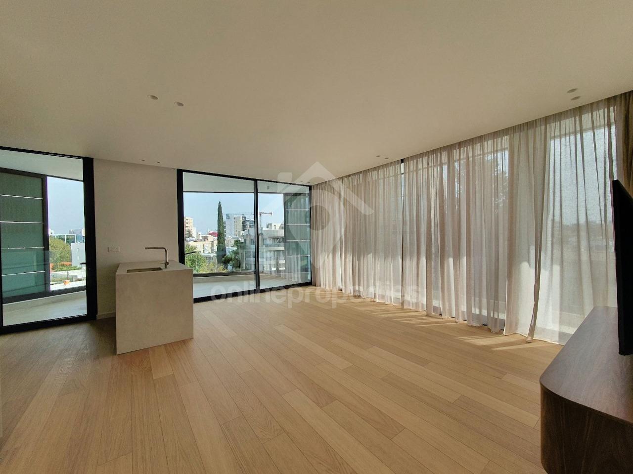 Luxury two bedroom apartment in Dasoupolis, located close to French School & Athalassas Avenue.
