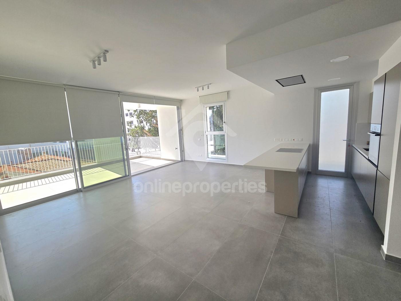 2Bed Brand New with Photovoltaics