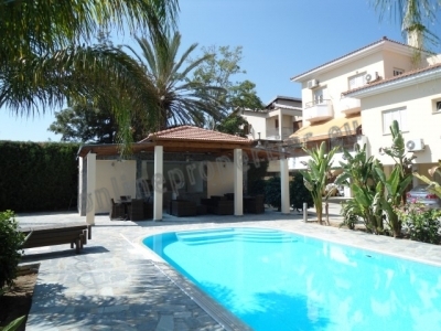 LUXURY 4 BED PLUS MAID'S ROOM HOUSE FOR RENT