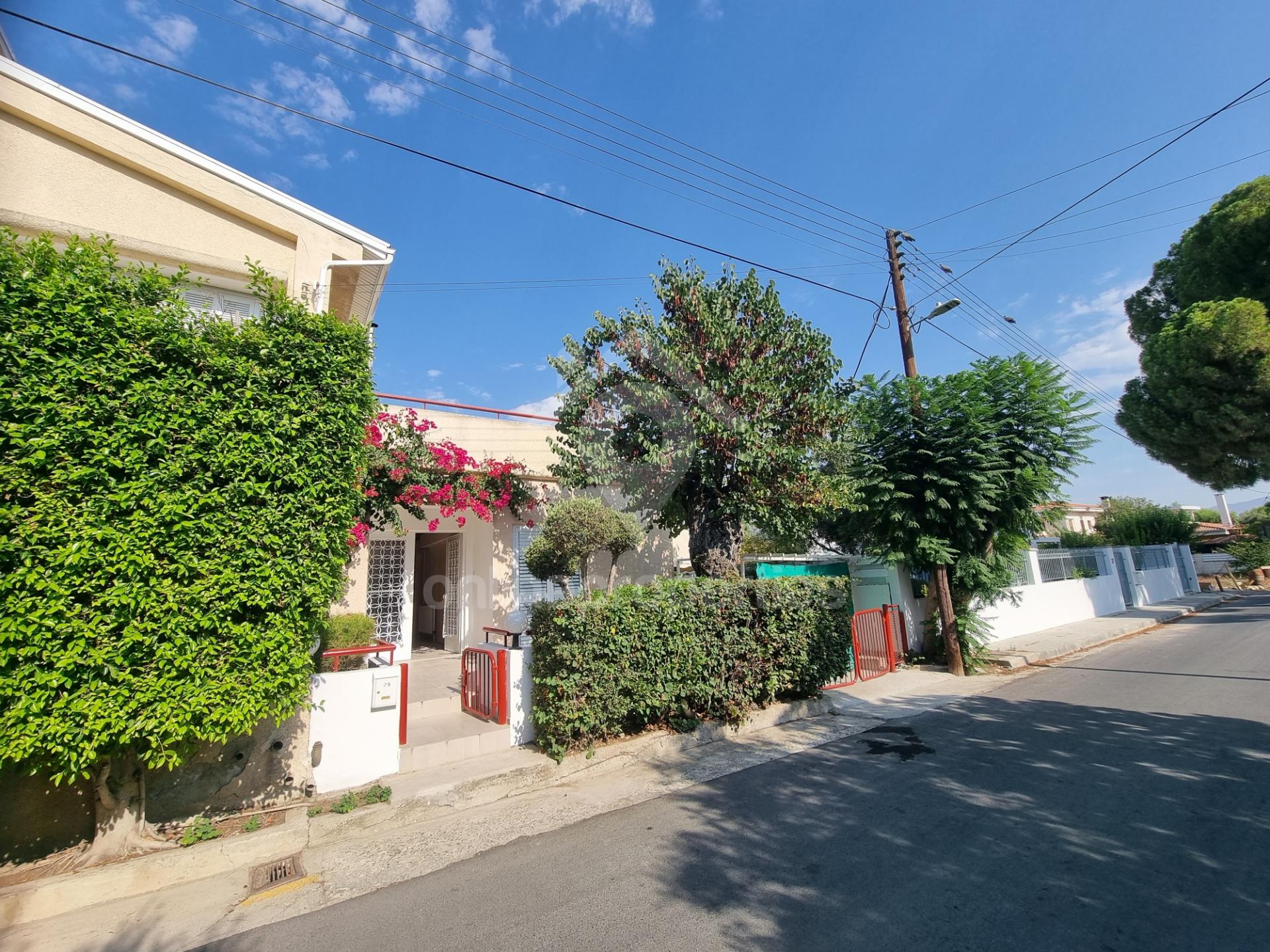 Charming Ground-Floor Retreat in Prestigious Ayios Andreas