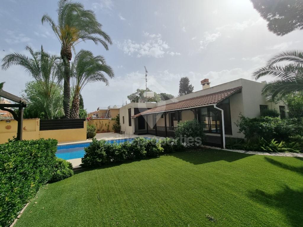 Refurbished 1968 House in Ayios Andreas