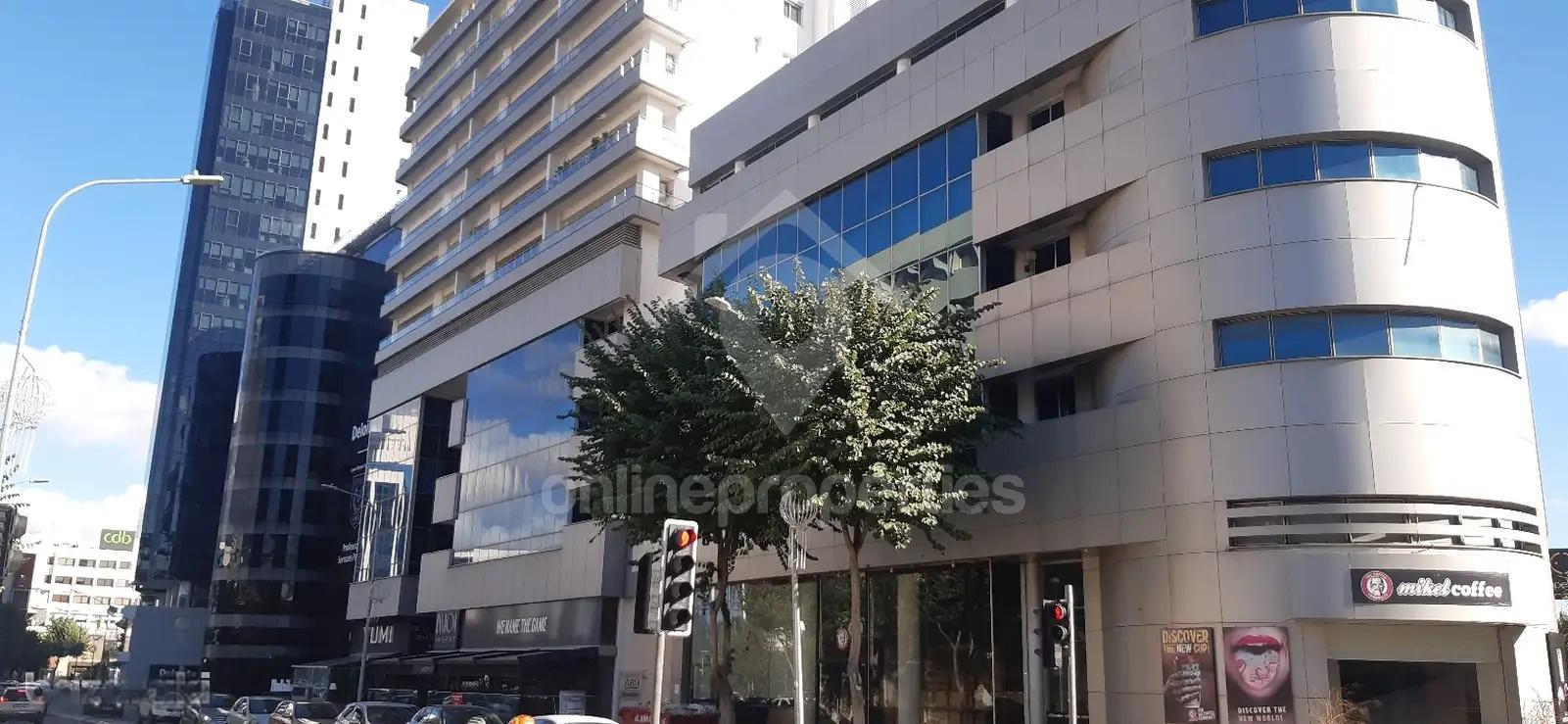 9th floor city center 1 bedroom flat