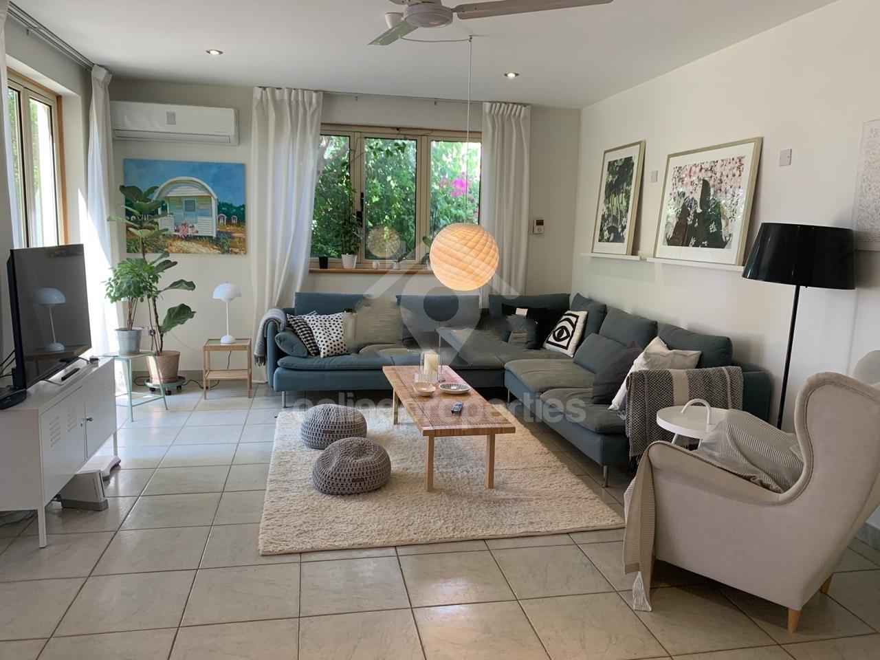 Fully loaded 5bed Detached House in Makedonitissa