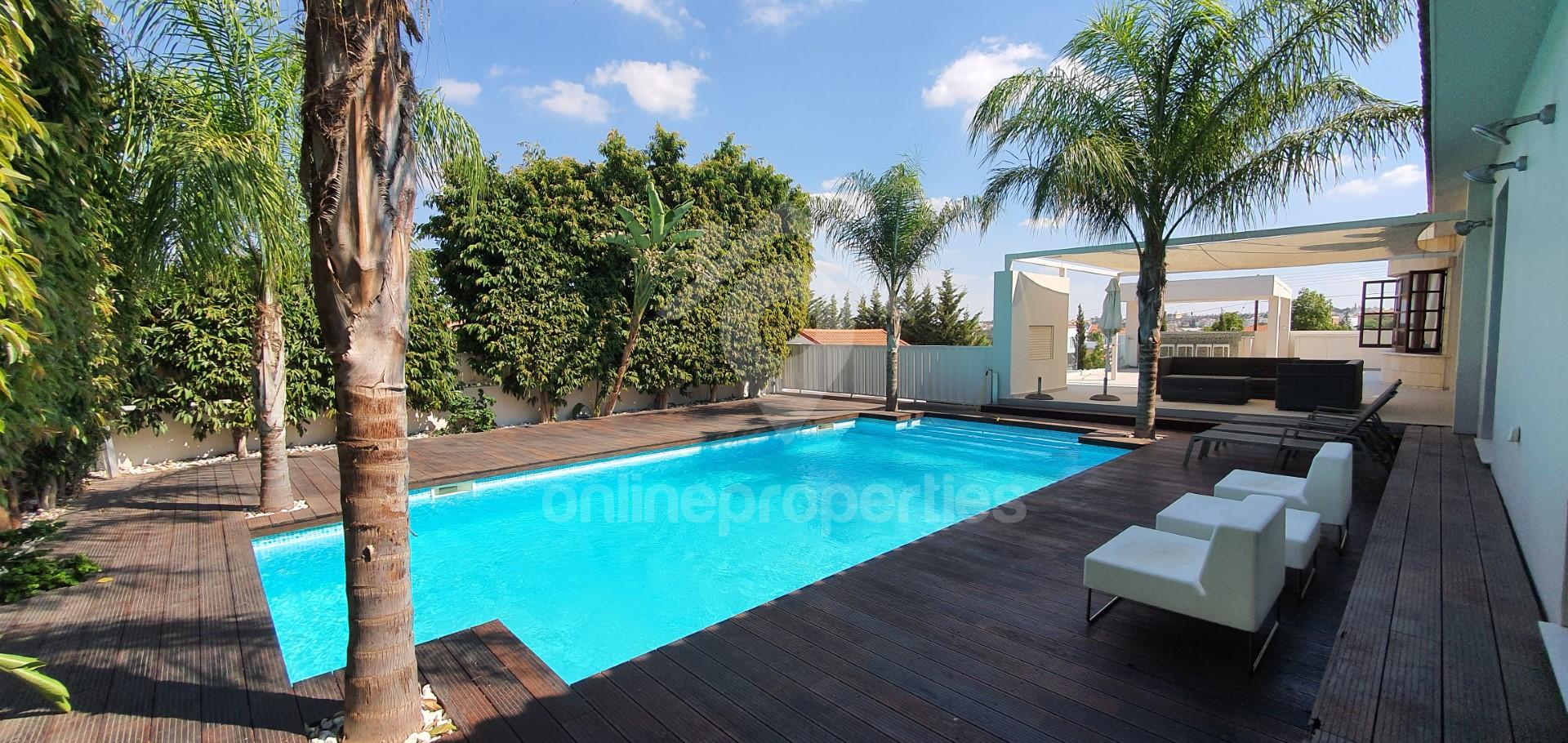  Luxurious 5 Bed House furnished upon demand