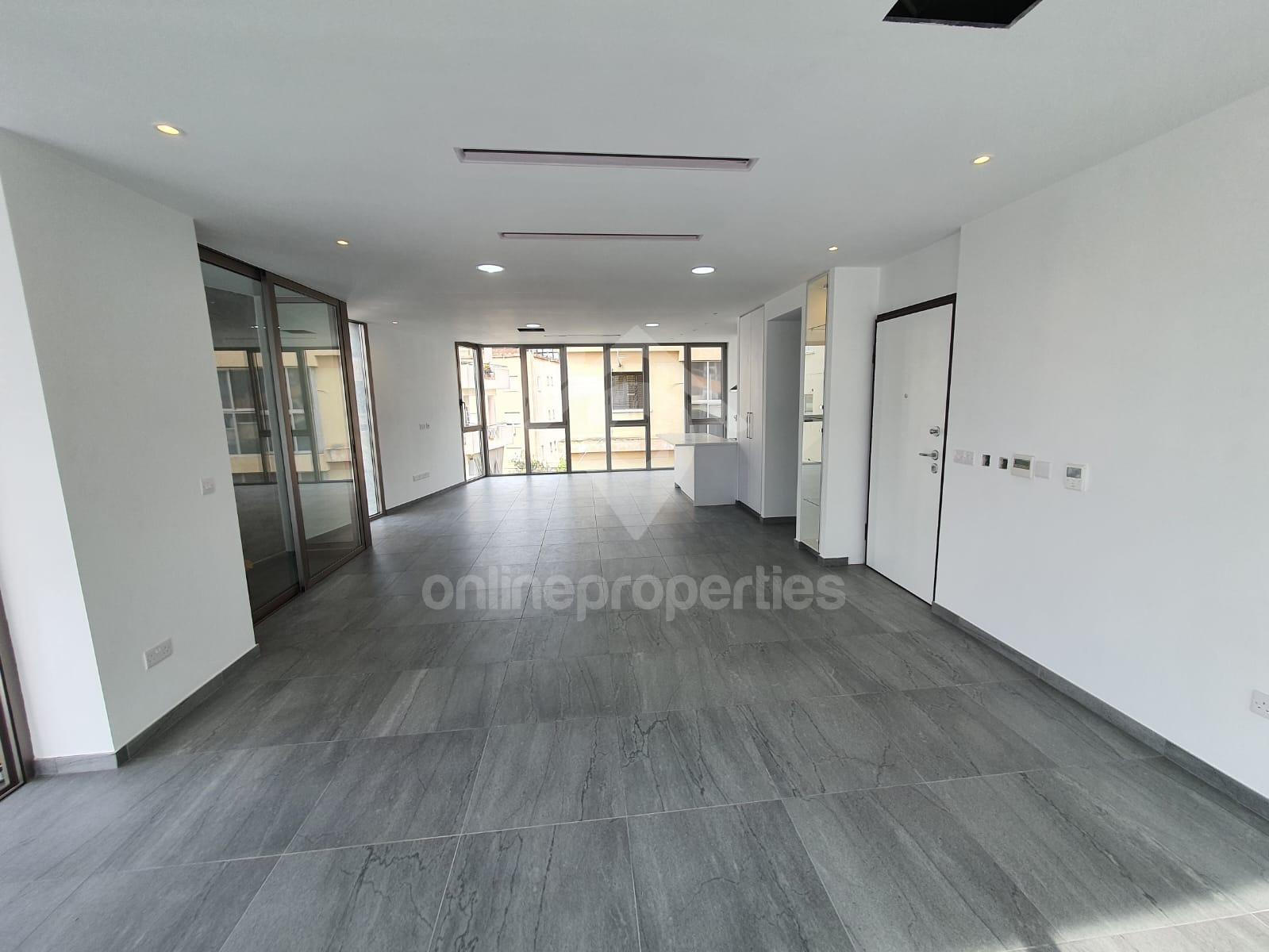 Featured Modern Let Whole floor luxury apartment