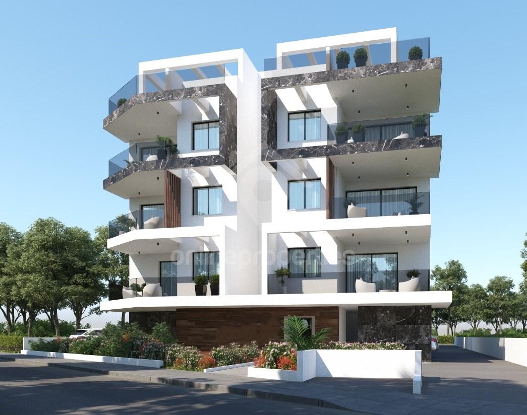 Whole residential building with apartments, high ROI