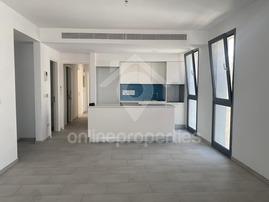 Modern flat 3 bedrooms plus service room with 125sqm roof garden 